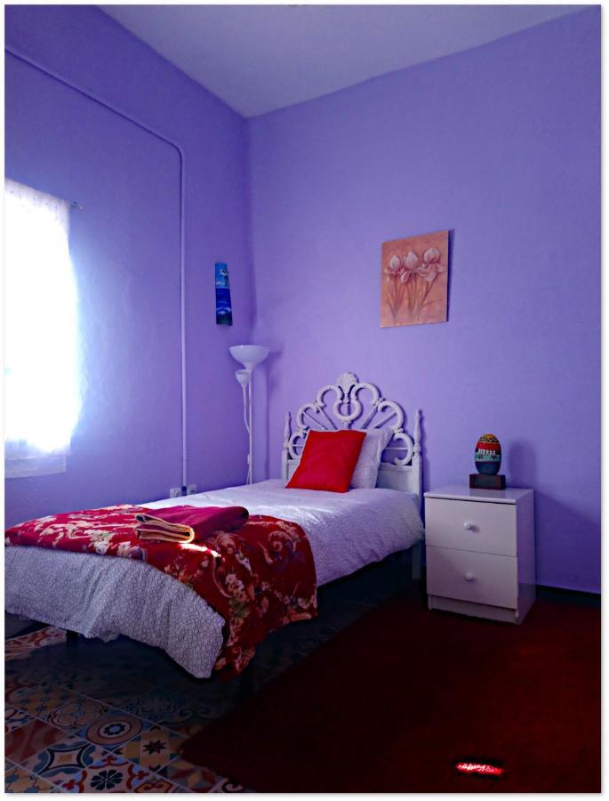 Quarto em Acomodações Particulares The Violet House Muy Cerca Del Aeropuerto Tenerife Norte *