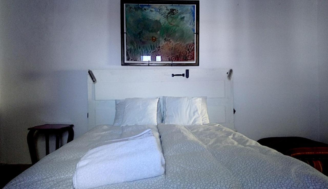 Quarto em Acomodações Particulares The Violet House Muy Cerca Del Aeropuerto Tenerife Norte *